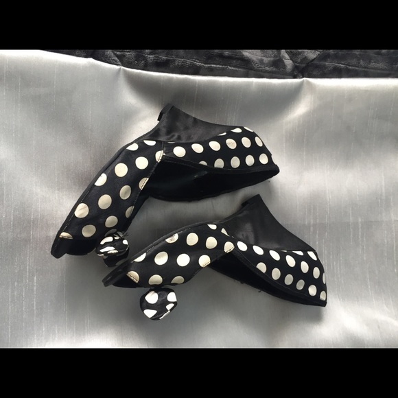 Boutique cute polka dot wedges (women’s size 9) - Picture 3 of 5